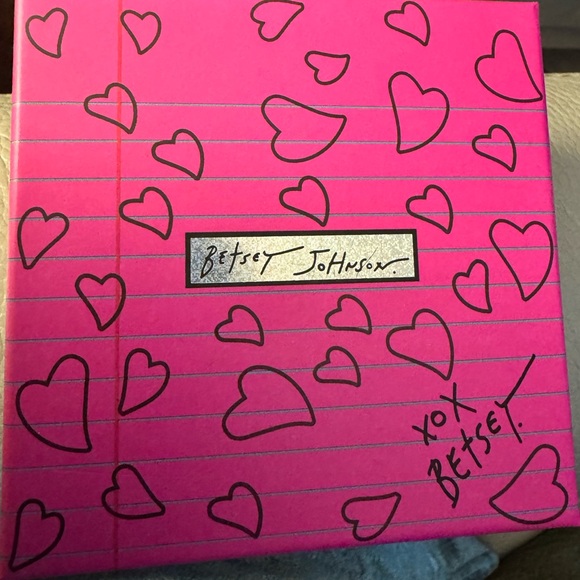 Betsey Johnson Hot Pink Stanley Style Tumbler Cup Gems Drop Earrings NIB - Picture 5 of 5